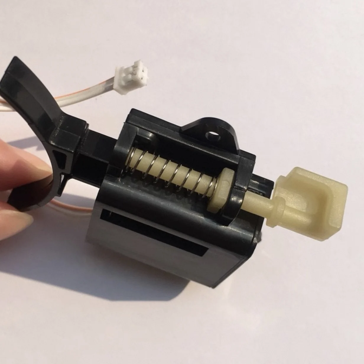 Acessórios para Fechadura Inte - Electronics & Gadgets Icon avaliação e preço
